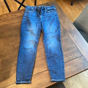 American Eagle Curvy High Rise Jegging Size 6-Short